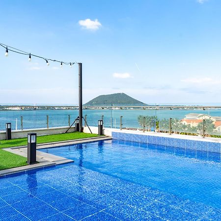 Jeju Attirance Hotel & Poolvilla Seogwipo Ngoại thất bức ảnh